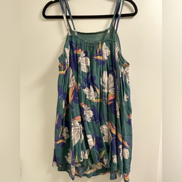 O’Nell Summer Dress - Picture 2 of 3